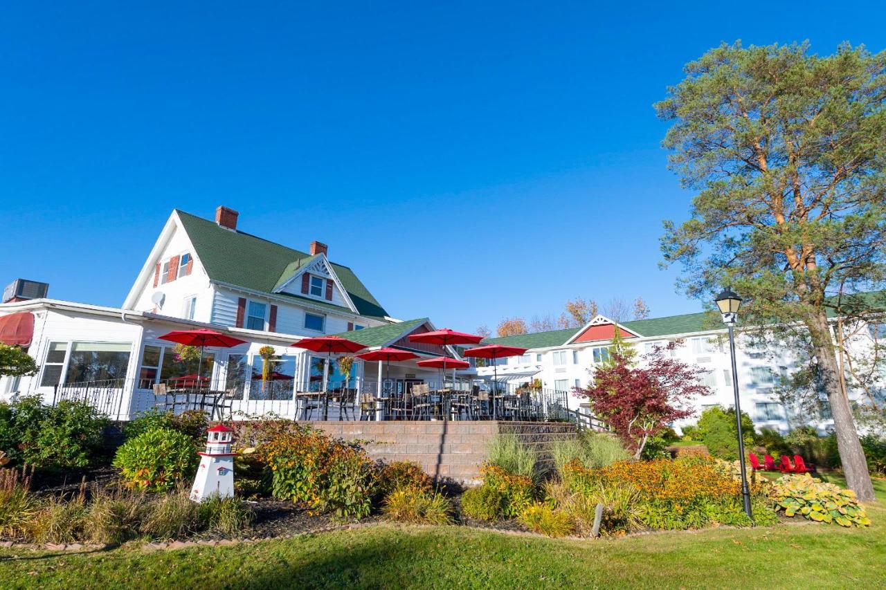 HOTEL AUBERGE GISELE'S INN BADDECK 4* (Canada) - from £ 91 | HOTELMIX